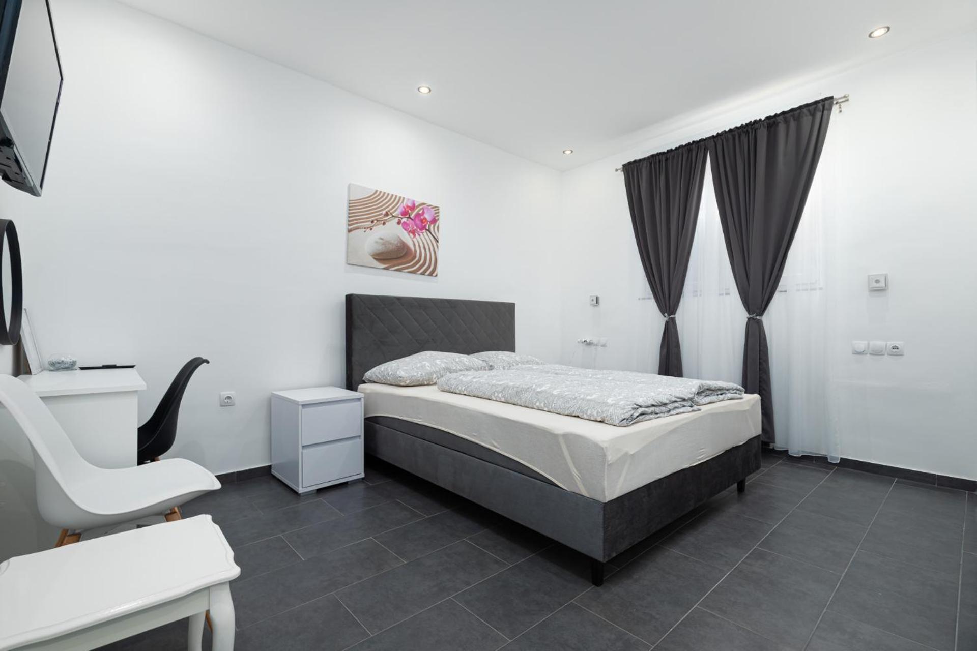 Rooms And Studio Flora Poreč Exteriör bild