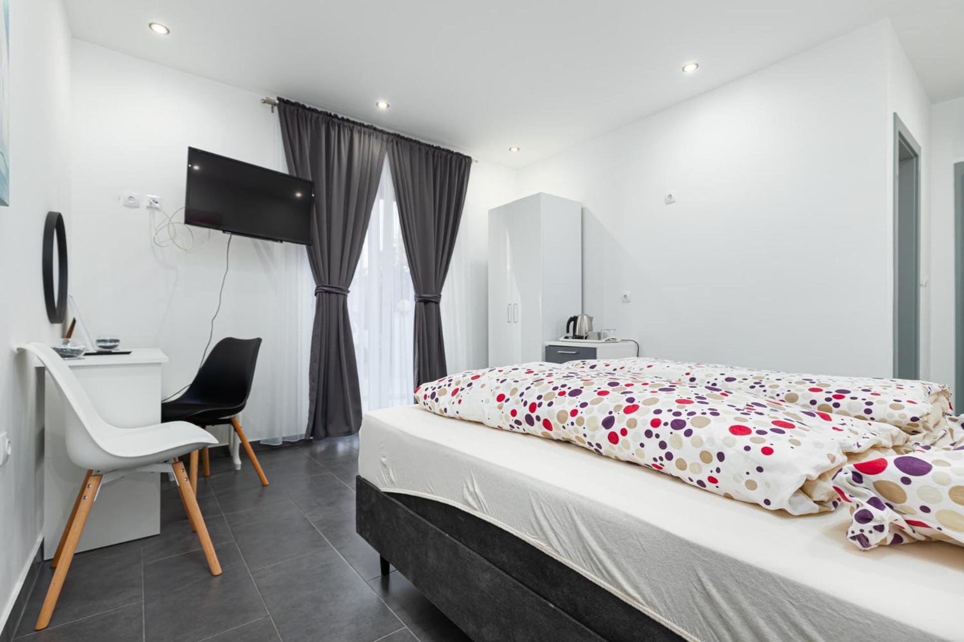 Rooms And Studio Flora Poreč Exteriör bild
