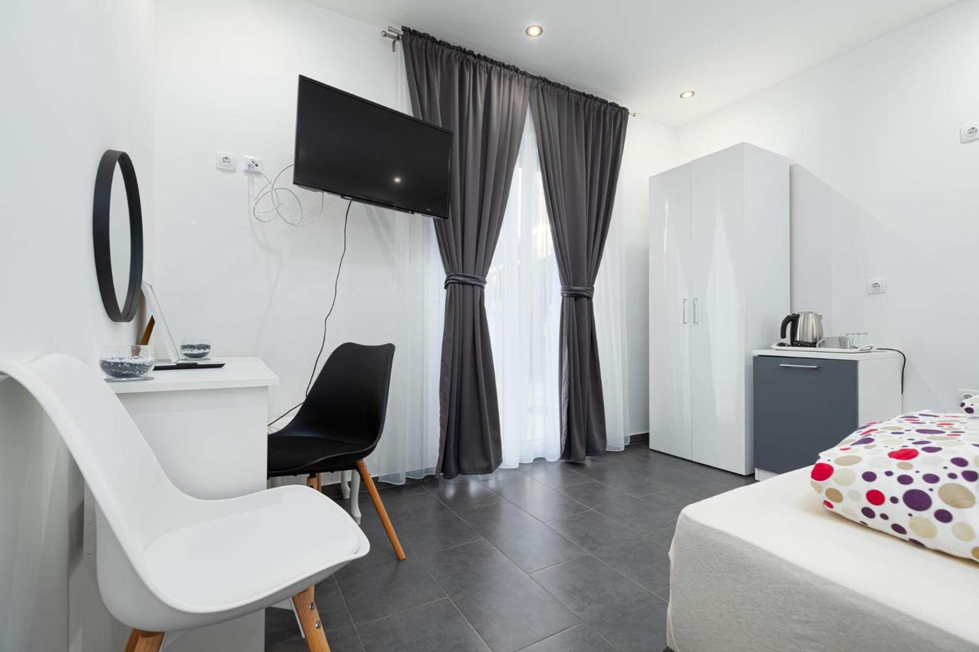 Rooms And Studio Flora Poreč Exteriör bild