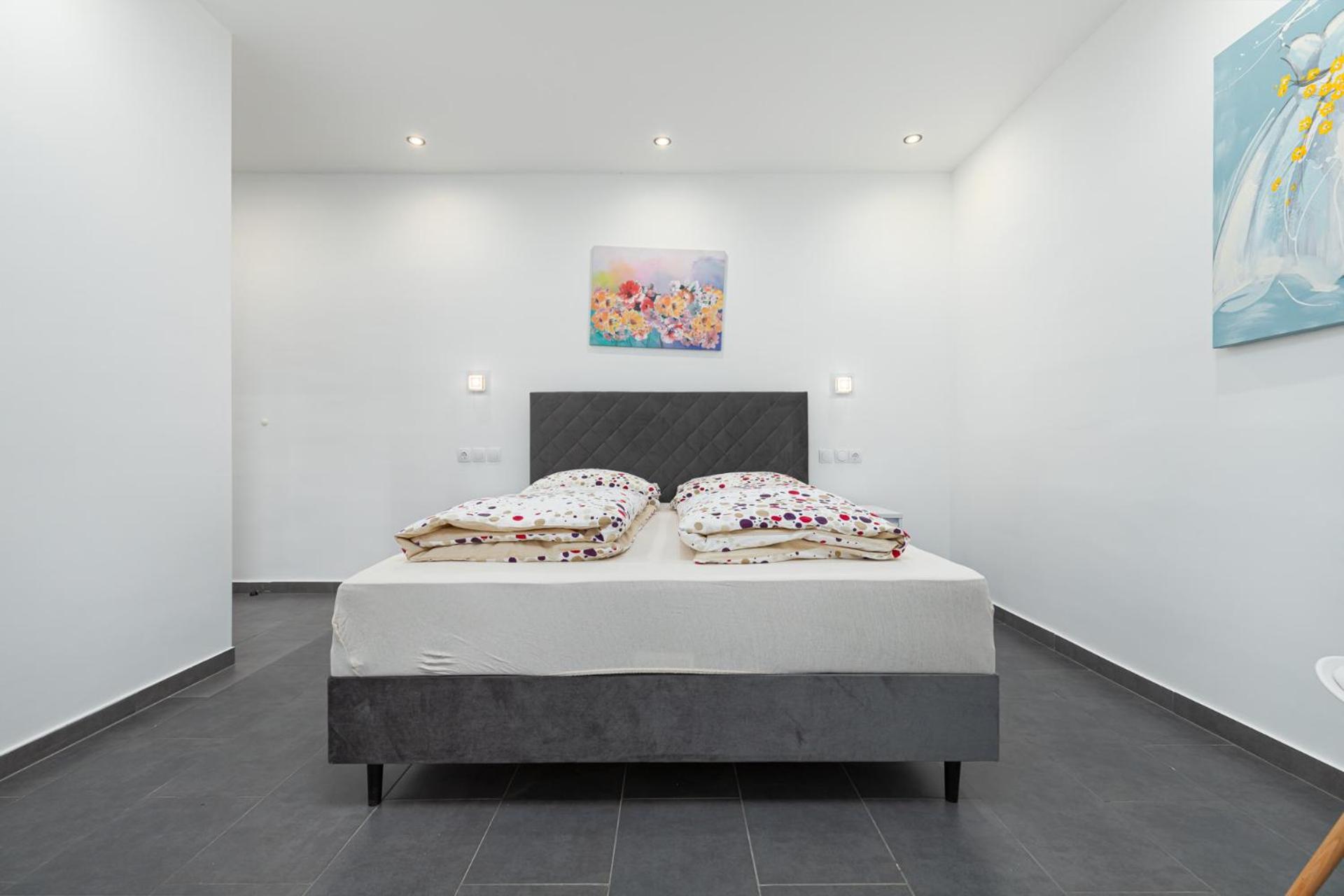 Rooms And Studio Flora Poreč Exteriör bild